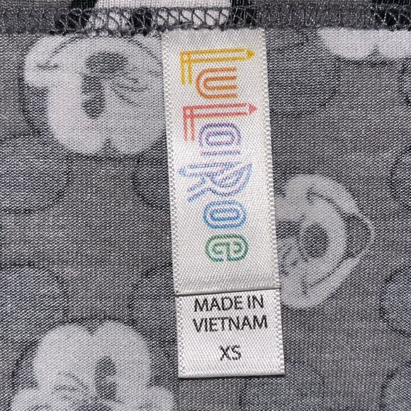 LuLaRoe Disney Mickey Mouse Scoop Neck Tee Shirt XS Simply Comfortable - Picture 5 of 7